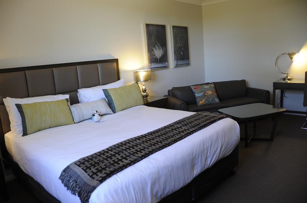 Riverside Oaks Golf Resort Cattai Extérieur photo